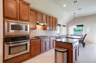 13717 Long Shadow Dr, Manor, TX 78653 - Photo 14