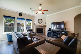 13717 Long Shadow Dr, Manor, TX 78653 - Photo 8