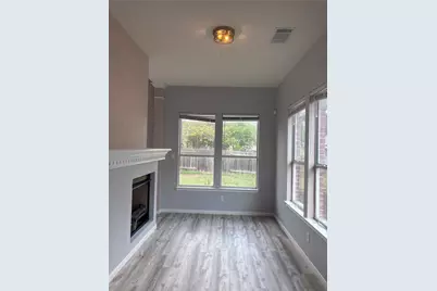 1704 Lynnville Trail, Austin, TX 78727 - Photo 6