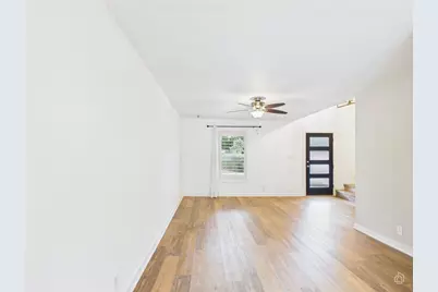 6211 Manor Road #107, Austin, TX 78723 - Photo 10