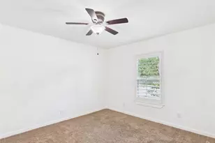 6211 Manor Rd, Austin, TX 78723 - Photo 14