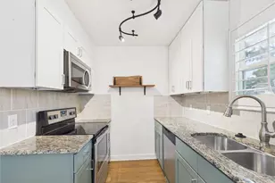 6211 Manor Rd, Austin, TX 78723 - Photo 8