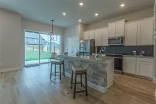 103 Periwinkle Ln, Bastrop, TX 78602 - Photo 4