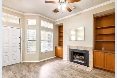 2802 Nueces Street #211, Austin, TX 78705 - Photo 8