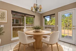 5400 Apache Creek Cove, Austin, TX 78735 - Photo 10