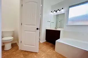 240 Fort Mabry Loop, Georgetown, TX 78628 - Photo 20