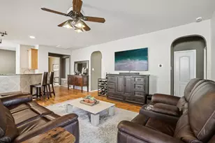 11604 Larch Valley Dr, Austin, TX 78754 - Photo 10