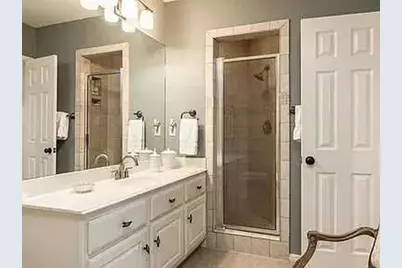 5607 Courtyard Drive, Austin, TX 78731 - Photo 12