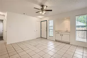 905 Chisholm Cove, Round Rock, TX 78681 - Photo 4