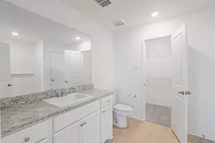 128 Paria Ct, Jarrell, TX 76537 - Photo 4