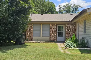 806 Ranch Rd, Georgetown, TX 78628 - Photo 1
