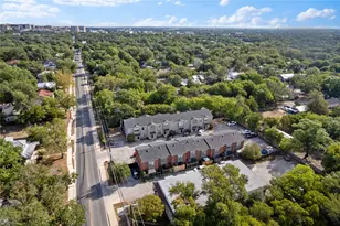 1221 W Hopkins St, San Marcos, TX 78666 - Photo 20