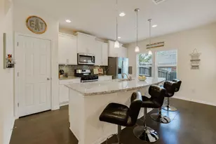 2304 S Lakeline Blvd, Cedar Park, TX 78613 - Photo 6