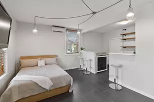 605 W 11th St, Elgin, TX 78621 - Photo 26