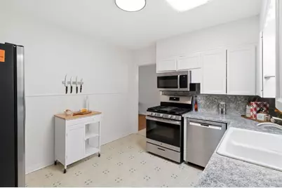 605 W 11th Street, Elgin, TX 78621 - Photo 10