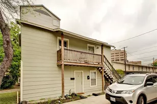 605 Elmwood Pl, Austin, TX 78705 - Photo 10