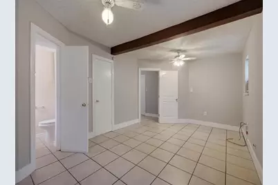 605 Elmwood Place #B, Austin, TX 78705 - Photo 6