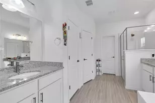 122 Shagbark Trl, Bastrop, TX 78602 - Photo 18