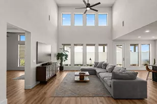 9300 Flatbush Dr, Austin, TX 78744 - Photo 2