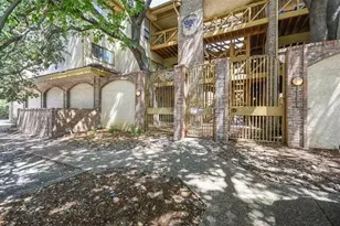 806 W 24th St, Austin, TX 78705 - Photo 1