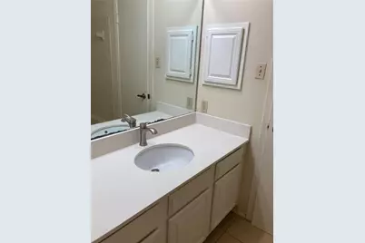 806 W 24th Street #218, Austin, TX 78705 - Photo 8