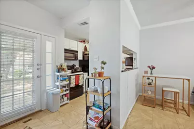 715 22 1/2 Street #101, Austin, TX 78705 - Photo 4