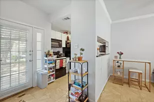715 22 1/2 St, Austin, TX 78705 - Photo 4