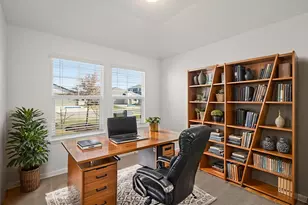 5000 Stockton Ln, Del Valle, TX 78617 - Photo 4