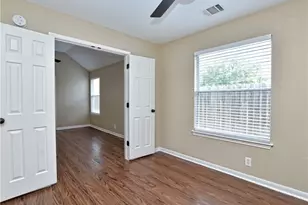 7220 Black Panda Trail, Del Valle, TX 78617 - Photo 14