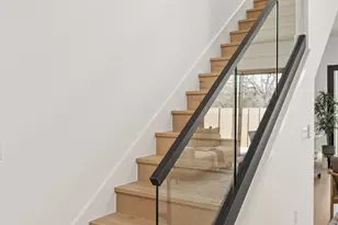 1610 Harvey, Austin, TX 78702 - Photo 20