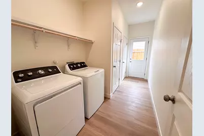 815 5th Street, Lockhart, TX 78644 - Photo 10