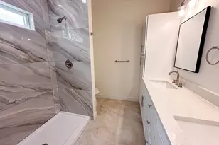 815 5th St, Lockhart, TX 78644 - Photo 14