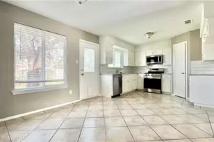 11909 Hardwood Trail, Austin, TX 78750 - Photo 2