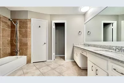 11909 Hardwood Trail, Austin, TX 78750 - Photo 4