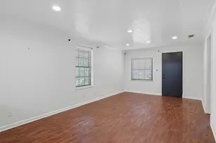 2204 Santa Rita St, Austin, TX 78702 - Photo 4