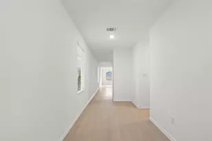 124 Ghost Stories Wy, Hutto, TX 78634 - Photo 10