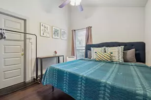 1139 1/2 Poquito St, Austin, TX 78702 - Photo 12