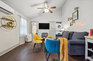 1139 1/2 Poquito St, Austin, TX 78702 - Photo 8