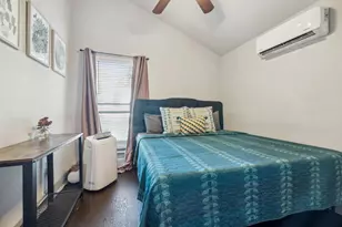 1139 1/2 Poquito St, Austin, TX 78702 - Photo 12