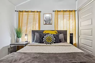 1139 1/2 Poquito St, Austin, TX 78702 - Photo 20