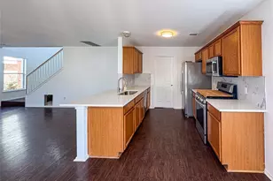 11704 Paul E Anderson Dr, Austin, TX 78748 - Photo 12