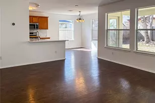 11704 Paul E Anderson Dr, Austin, TX 78748 - Photo 8