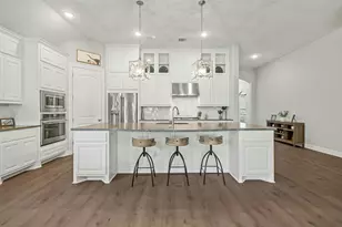 1820 Ficuzza Wy, Leander, TX 78641 - Photo 2