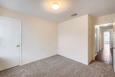 1011 Shadow Creek Boulevard, Buda, TX 78610 - Photo 22