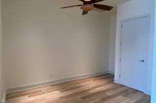 555 E 5th St, Austin, TX 78701 - Photo 8