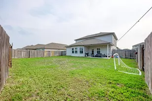 305 Windy Reed Rd, Hutto, TX 78634 - Photo 30