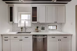 2104 De Verne St, Austin, TX 78704 - Photo 10