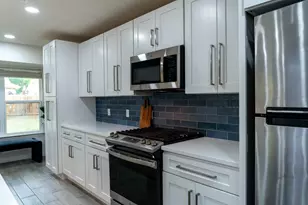 4616 Franklin Park Dr, Austin, TX 78744 - Photo 8