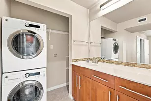 7685 Northcross Dr, Austin, TX 78757 - Photo 26