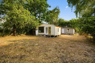 403 Blackson Ave, Austin, TX 78752 - Photo 30